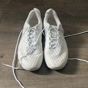 Under Armour UA TriBase Reign 5 Triple White